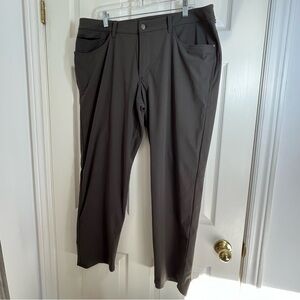 lululemon athletica Men's Dark Gray ABC Chinos Size 38
